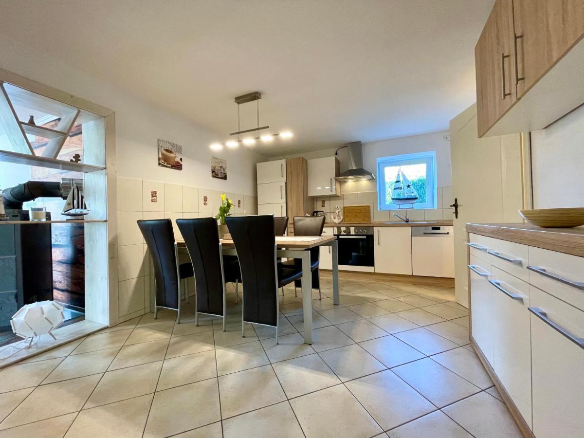 Andre'S Ferienwohnung Stulow Exteriör bild