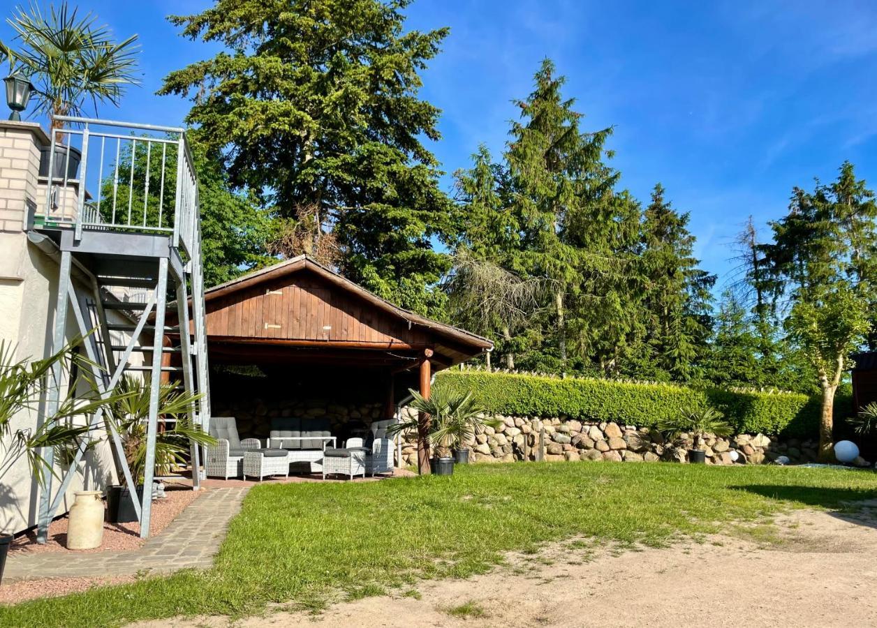 Andre'S Ferienwohnung Stulow Exteriör bild